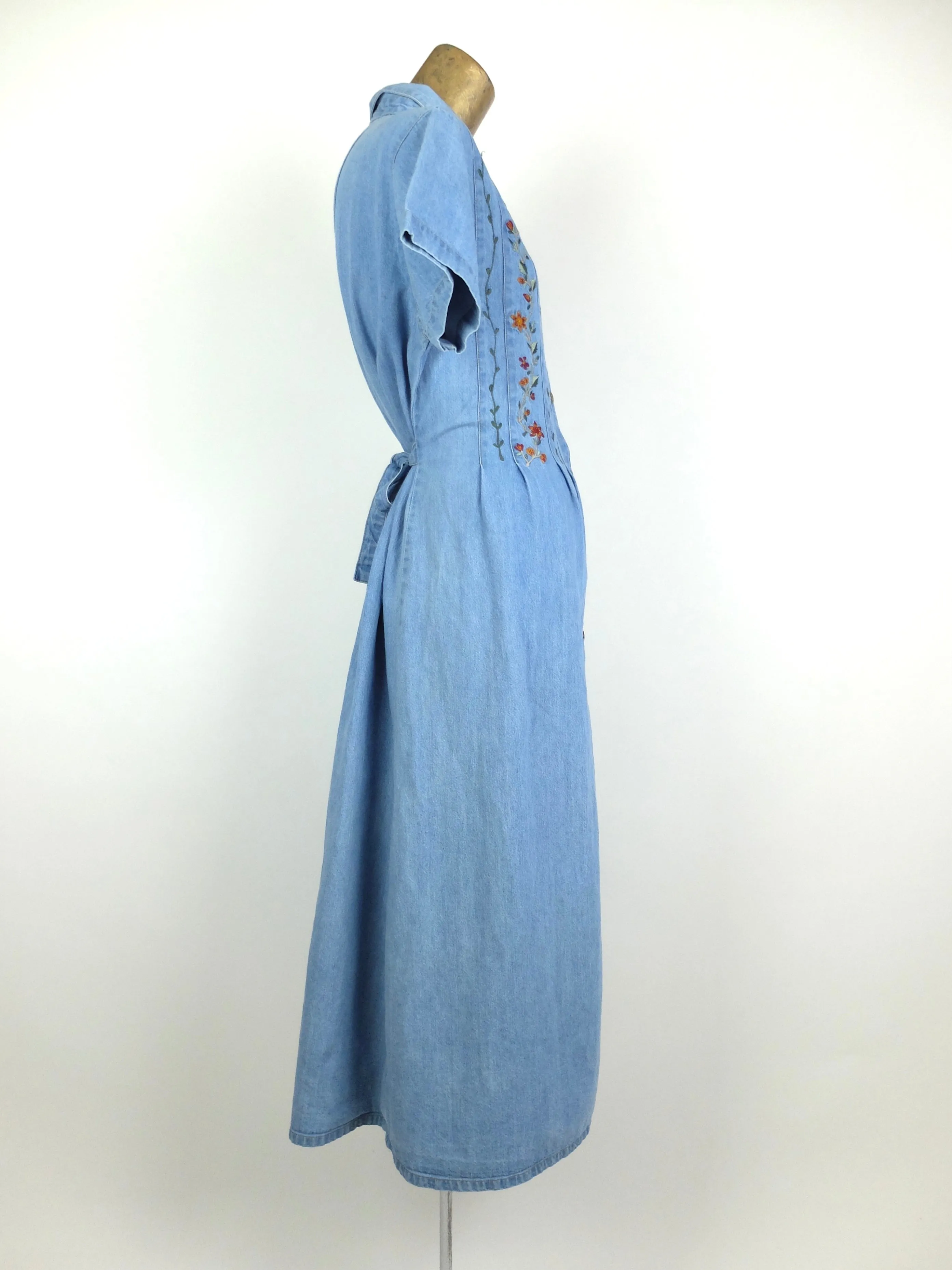 80s Prairie Bohemian Collared Short Sleeve Button Down Light Wash Denim Maxi Dress