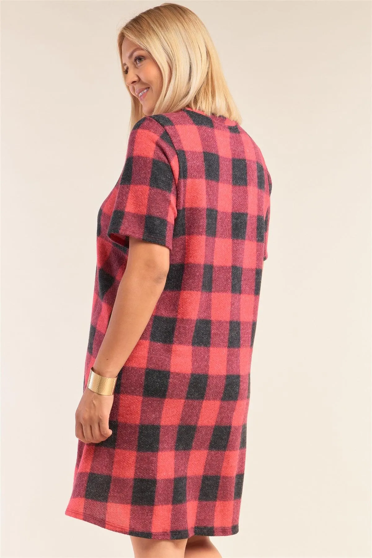 Junior Plus Size Red Checkered Round Neck Short Sleeve Sweater Mini Dress /2-2-1-1