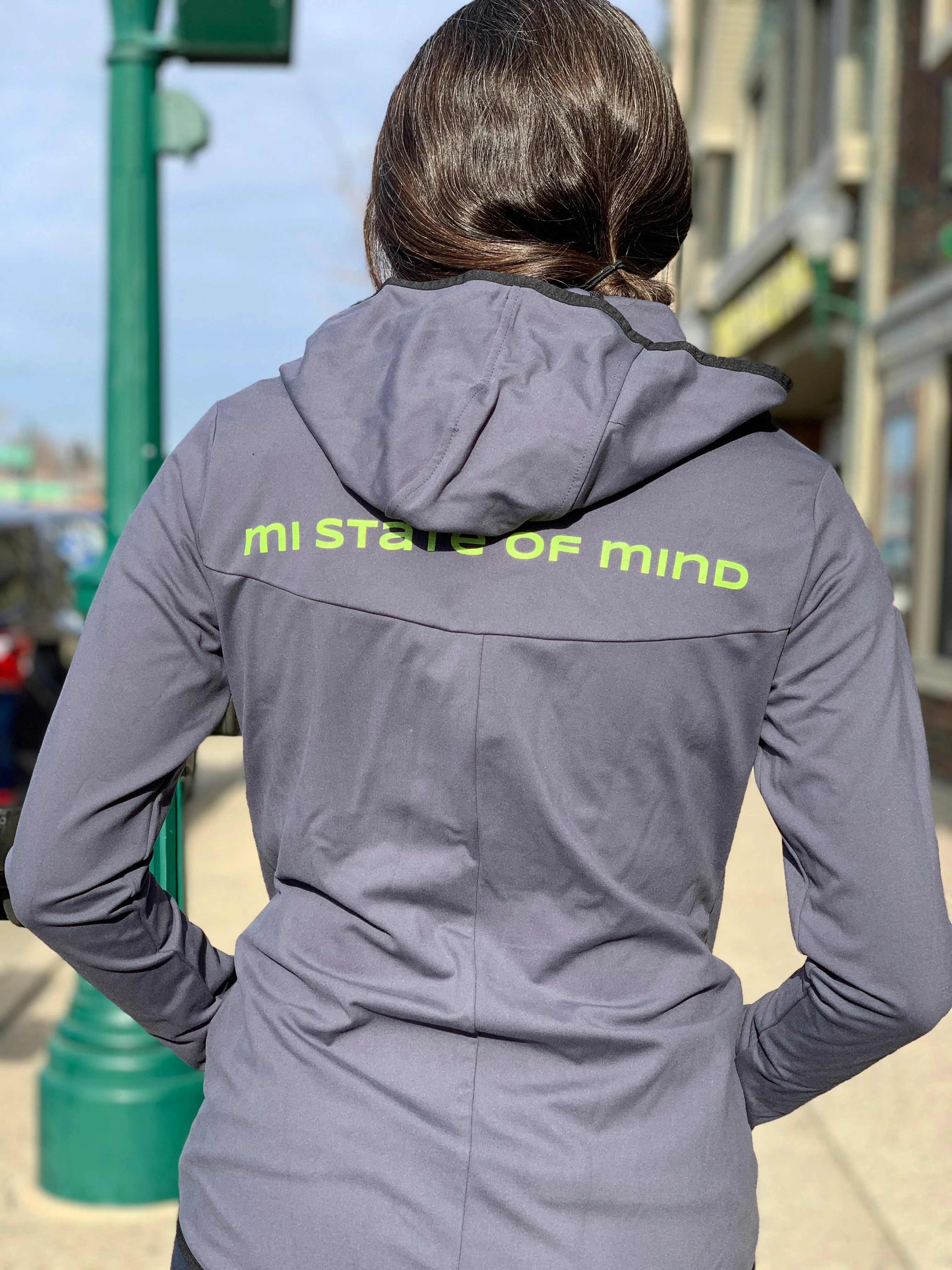 mi Women's Active Zip-up