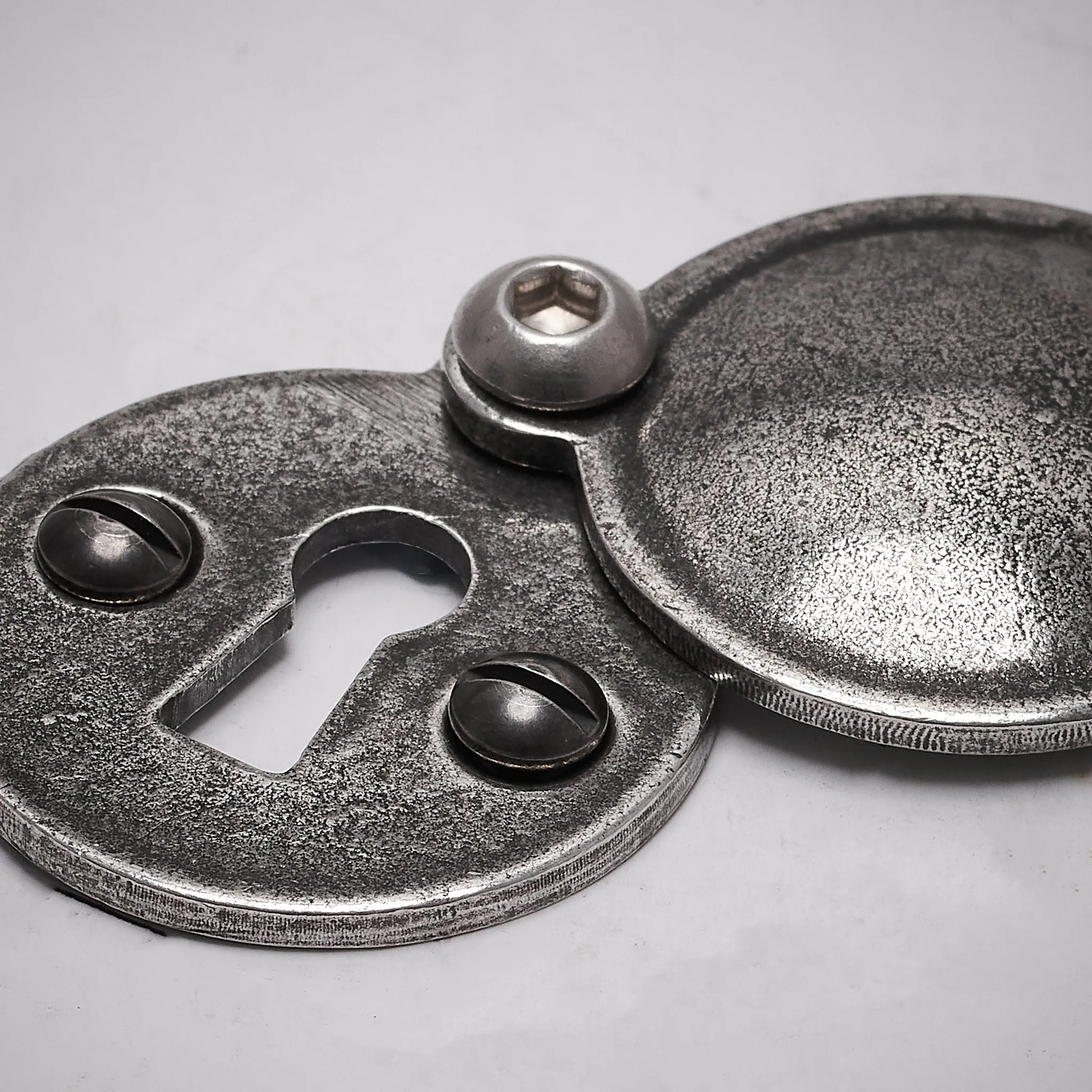 Pewter Round Covered Escutcheon