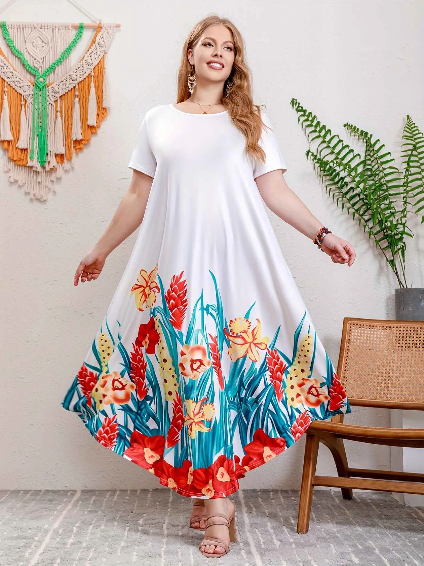 Plus Size Women's Printed Round Neck Large Swing Dress