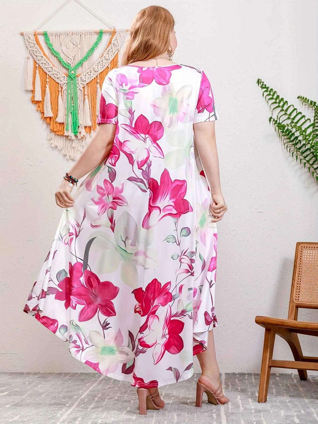 Plus Size Women's Printed Round Neck Large Swing Dress