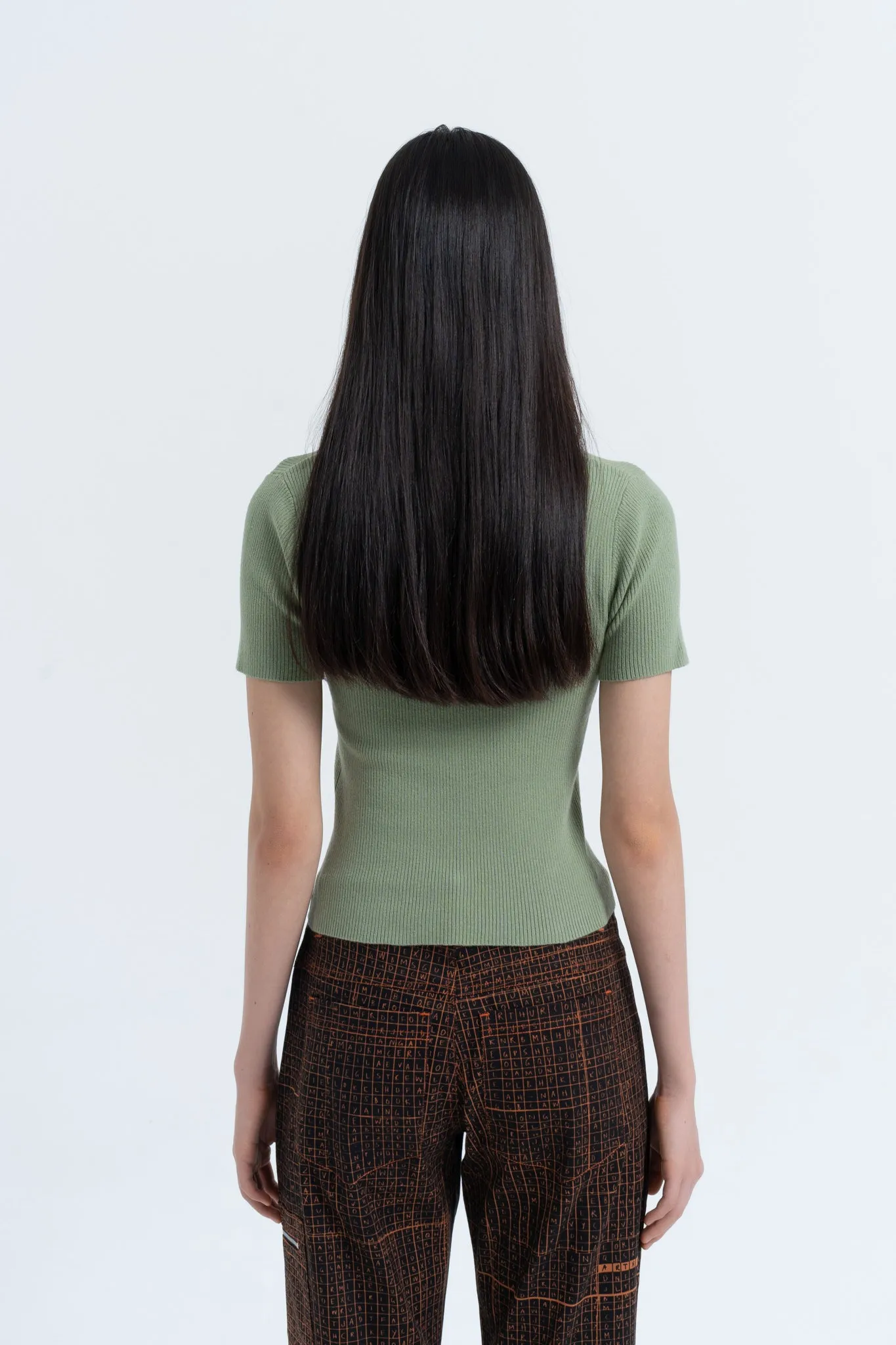 Solid Split Top in Moss