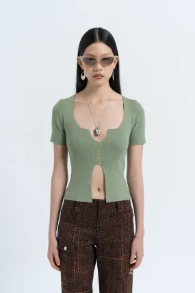 Solid Split Top in Moss